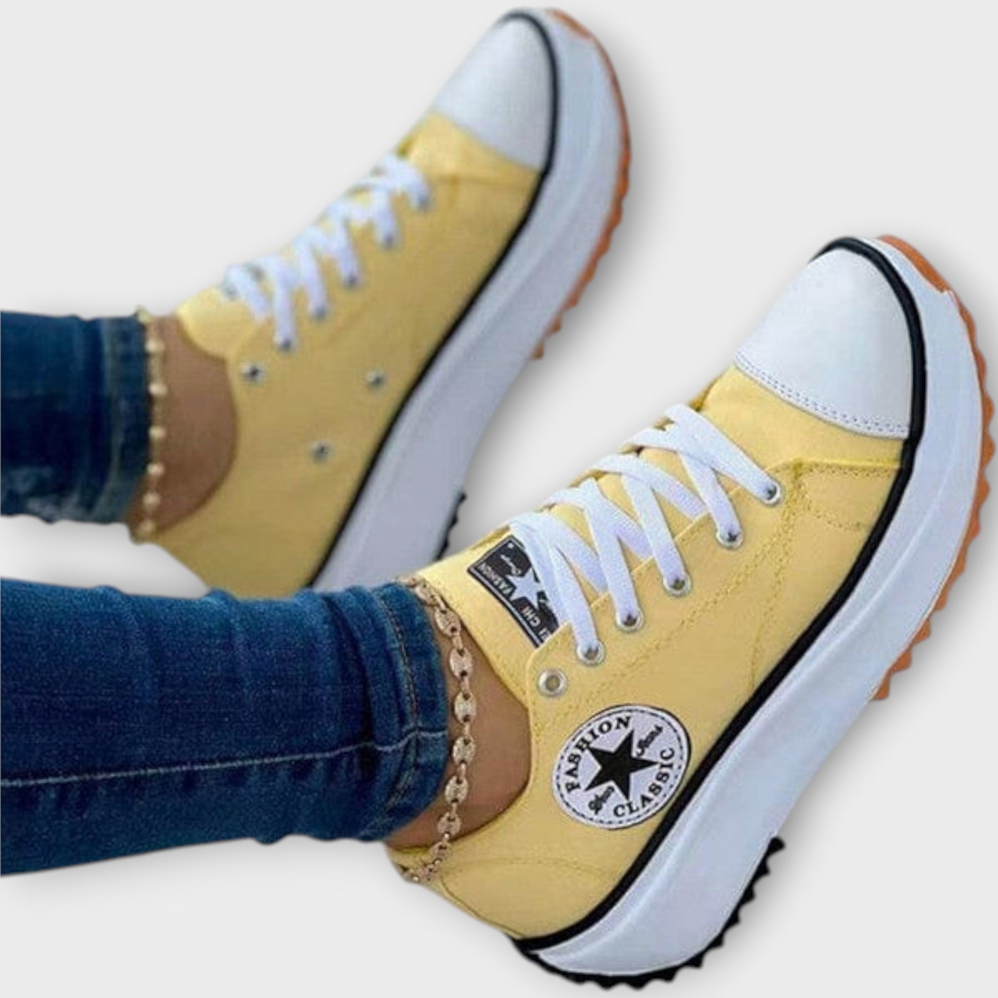Zapatillas deportivas elegantes con diseño moderno