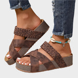 Sandalias Ortodónticas con Plataforma y Estilo
