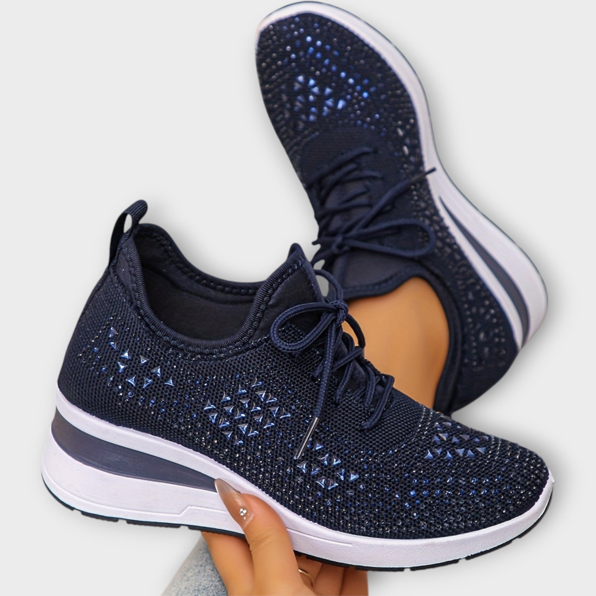 Zapatillas deportivas con diseño moderno