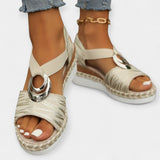 Sandalias romanas con trenzado