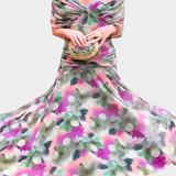 Magda™ | Vestido largo floral con escote en V