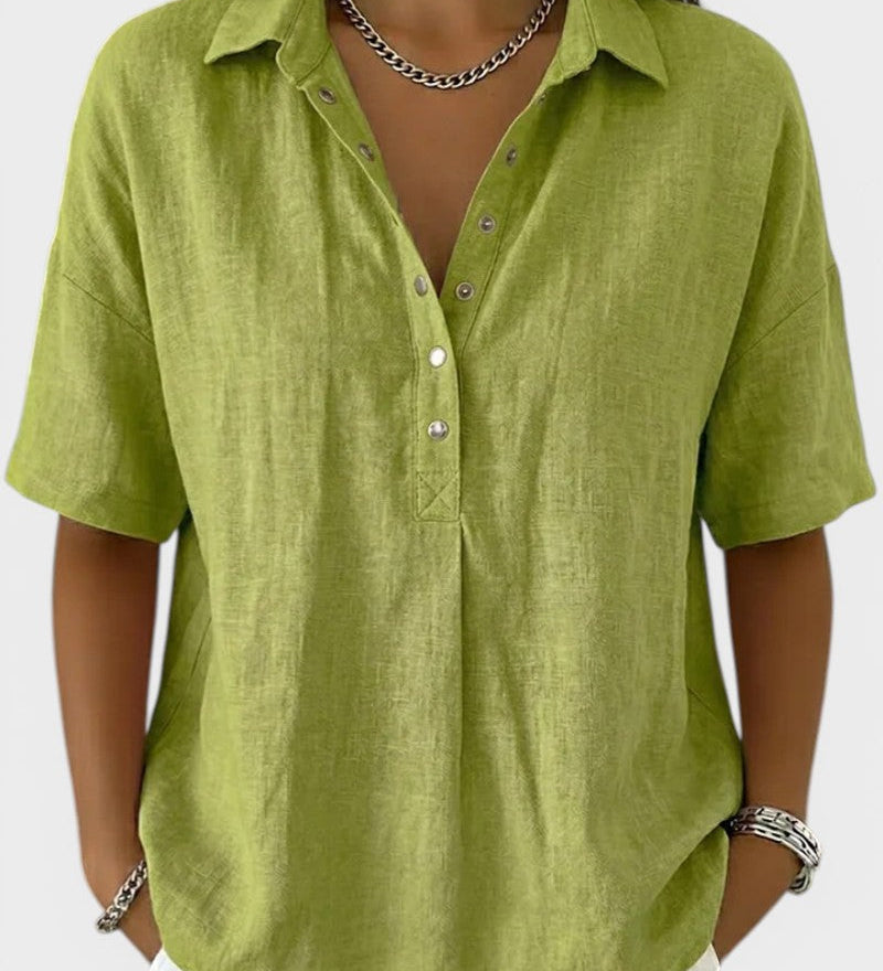 Noelia™ | Blusa con cuello y botones elegantes