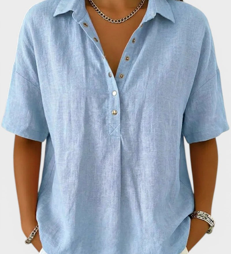 Noelia™ | Blusa con cuello y botones elegantes