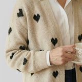 Nina™ | Cárdigan de punto con corazones