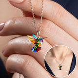 Clara™ | Collar colibrí elegante