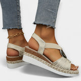 Sandalias romanas con trenzado
