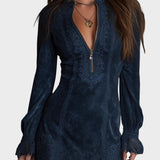 Estela™ | Vestido corto de ante azul con encaje