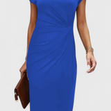 Vestido Midi Atemporal Katrina con Cuello Redondo y Detalle Drapado