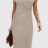 Vestido Midi Atemporal Katrina con Cuello Redondo y Detalle Drapado