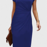Vestido Midi Atemporal Katrina con Cuello Redondo y Detalle Drapado