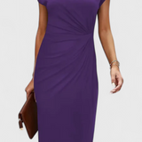 Vestido Midi Atemporal Katrina con Cuello Redondo y Detalle Drapado