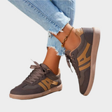 Zapatillas deportivas con detalles retro