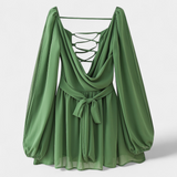Vestido Mini Skylar con Escote en V y Mangas Ligeras