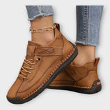 Zapatos deportivos con un diseño elegante y práctico