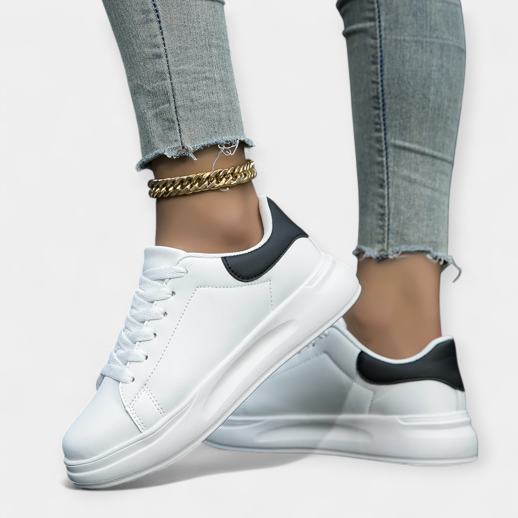 Zapatillas Deportivas de Cuero Blanco