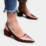 Zapatos con detalles lujosos