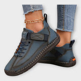 Zapatos deportivos con un diseño elegante y práctico