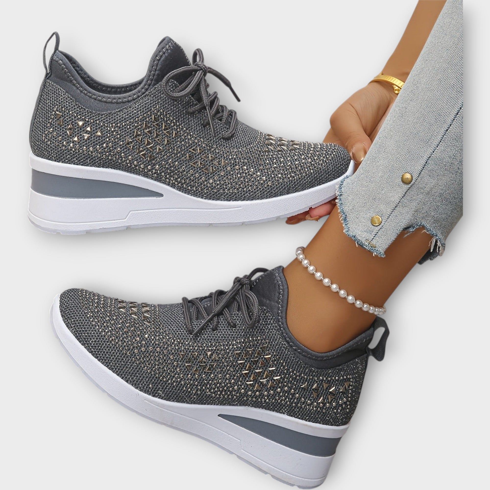 Zapatillas deportivas con diseño moderno