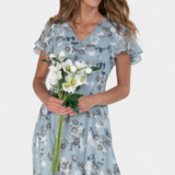 Vestido Maxi Floral Amara con Escote en V y Mangas de Volante