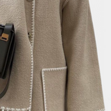 Pauline™ | Abrigo de Corte Suelto con Bufanda de Flecos Incorporada