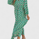 Vestido Aroa Boho con Estampado Artístico y Silueta Fluida