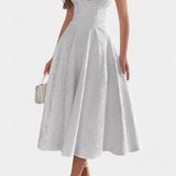 Vestido Midi Jacquard Gilda con Espalda Abierta y Cintura Alta