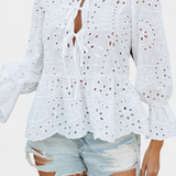 Top Bohemio Kayden de Encaje con Corte Fluido