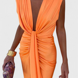 Vestido Midi Lakisha Con Pliegues y Escote Profundo