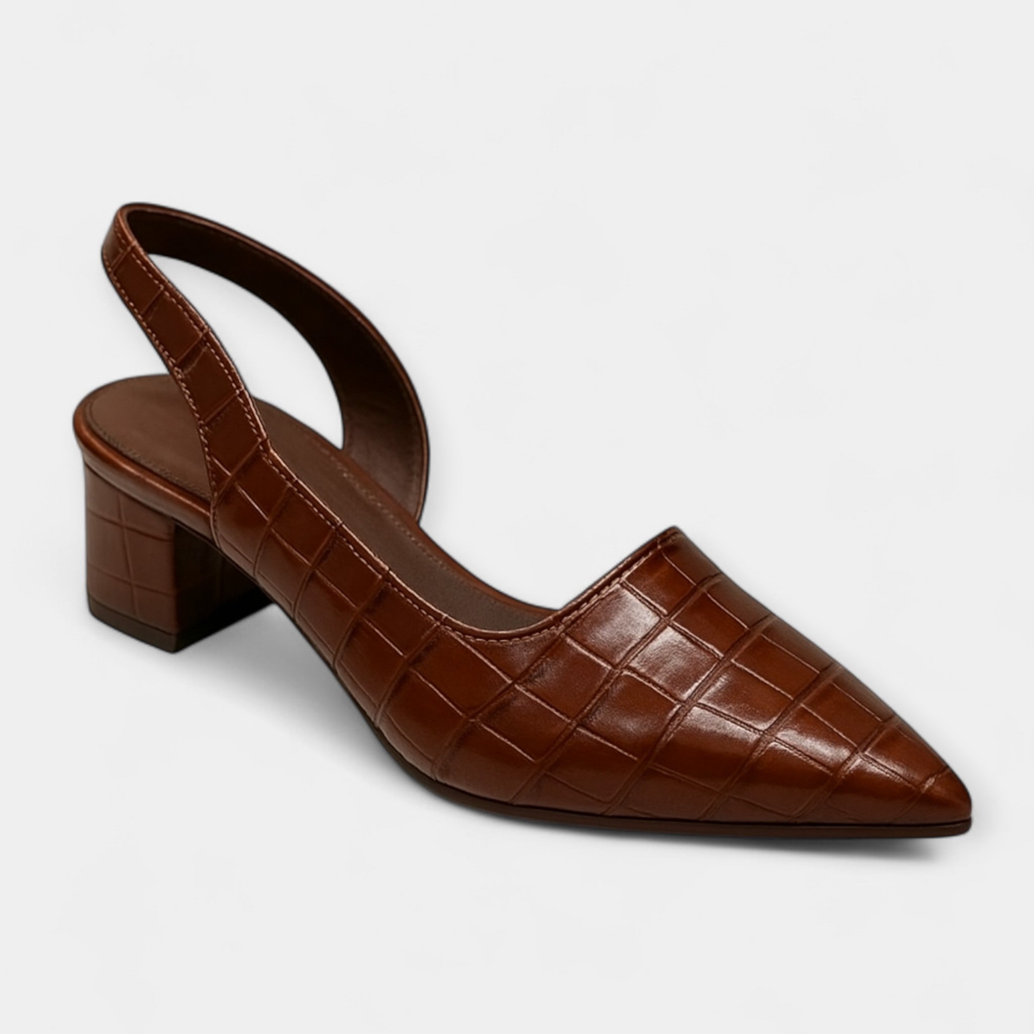 Zapatos con detalles lujosos