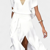 Vestido Effie White Cruzado con Escote Cut-Out y Abertura Frontal