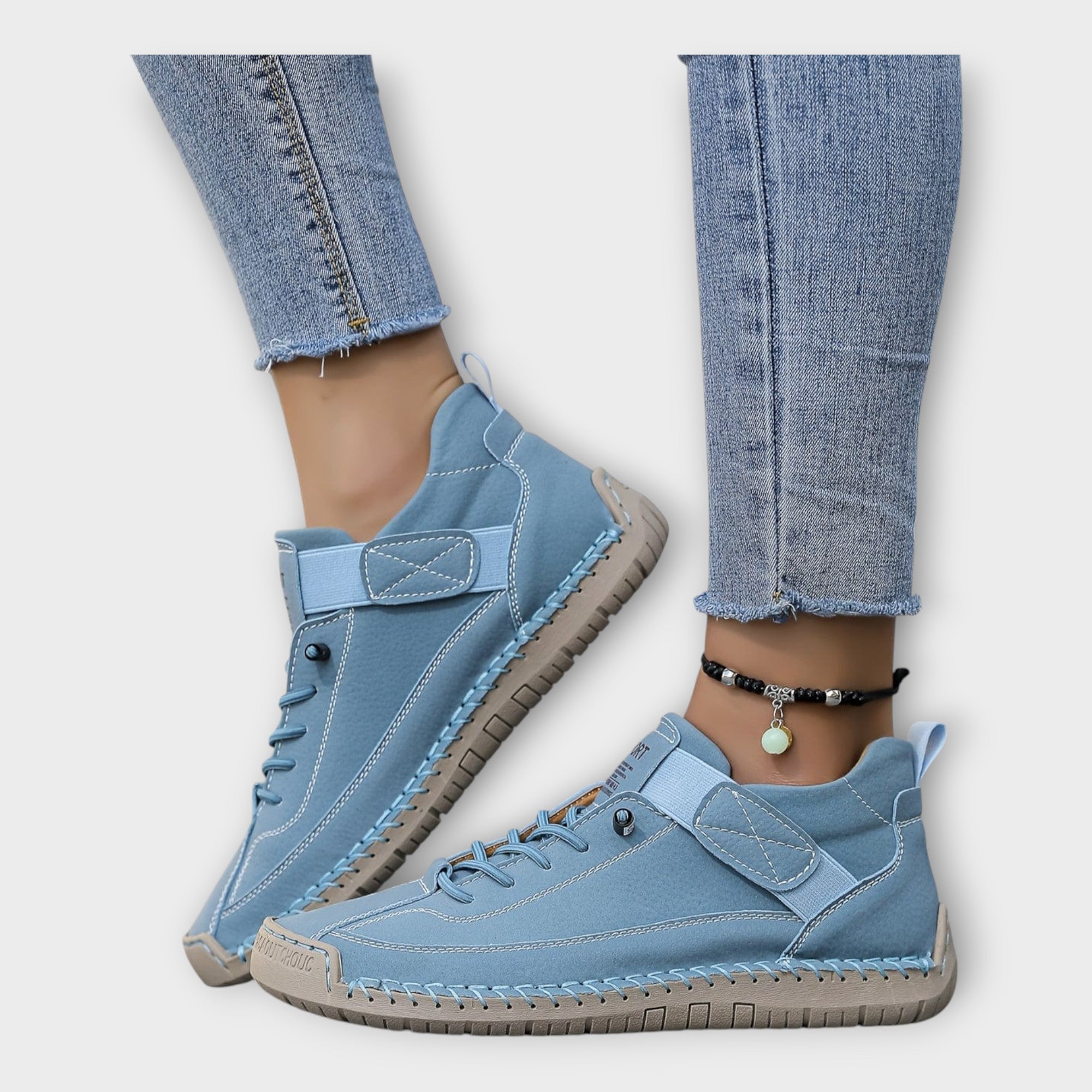 Zapatos deportivos con un diseño elegante y práctico