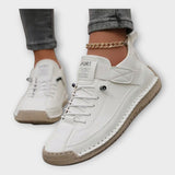 Zapatos deportivos con un diseño elegante y práctico